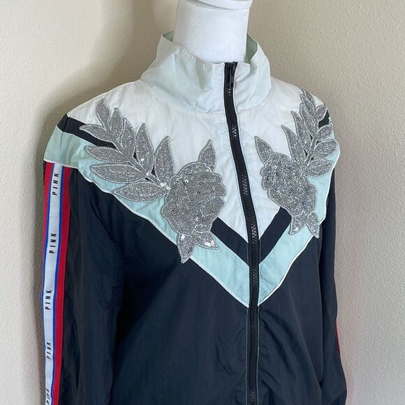 Victoria secret floral wind breaker - Picture 3 of 7